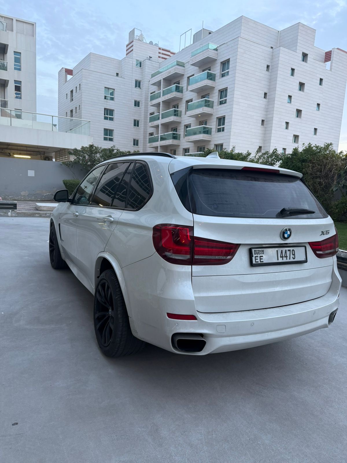 Beyaz BMW X5 M Competition 2016